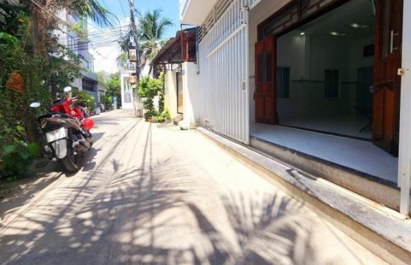 Bán Nhà Phường Ngọc Hiệp gần Cầu Hộ Phương Sài. Vị 🏘️ trí: Hẻm ô tô oto 3,5m.