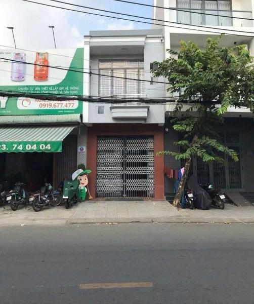 Chủ cần bán Nhà mặt phố 74m²