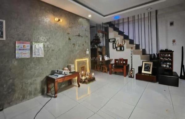 BÁN NHÀ 2 TẦNG KIỆT NGUYỄN PHAN VINH - DIỆN TÍCH 60m2 - 🏚️ HƯỚNG ĐÔNG NAM