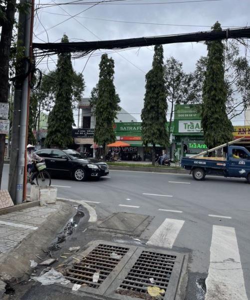 Bán Nhà mặt phố 99m²