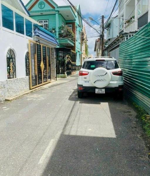 Bán Nhà trong hẻm 57m²