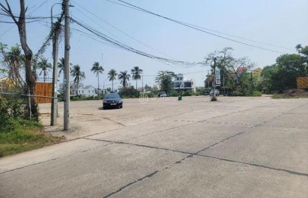 Chủ cần bán Đất nền riêng lẻ 2000m²