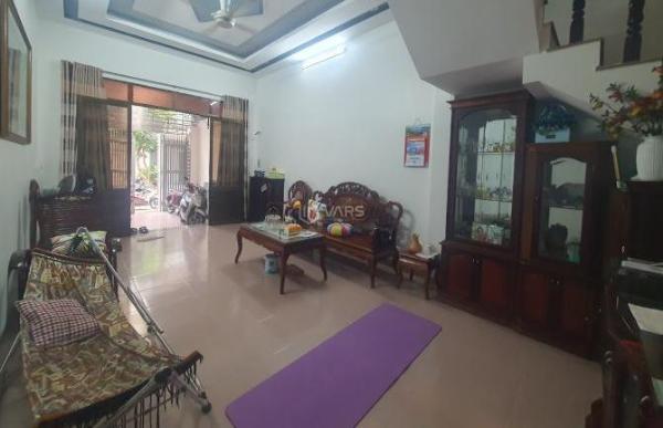Bán Nhà trong hẻm 90m²