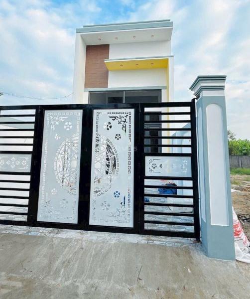 Chủ cần bán Nhà mặt phố 90m²