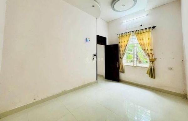 BÁN 🏠 NHÀ kiên cố MẶT TIỀN HÀM NGHI – P. THÀNH NHẤT, Gần chợ Mạc Đỉnh Chi – Diện tích : 5×