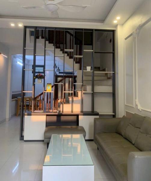 Cần bán Nhà trong hẻm 40m²