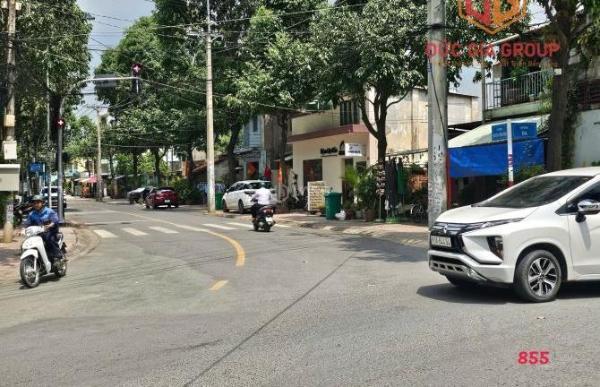 Bán nhà Mặt Tiền KD 🏘️ đường Nguyễn Thành Đồng, sát khu D2D, giá siêu rẻ