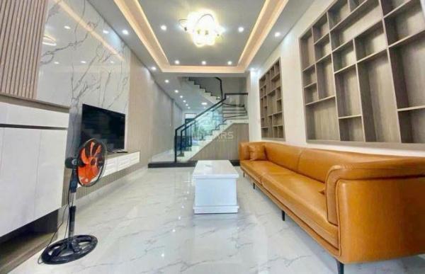 Nhà đẹp KĐT Hà Quang 2, đầy đủ nội thất, 80m2 * 3 tầng, 🏚️ đường số 10 dân cư đông
