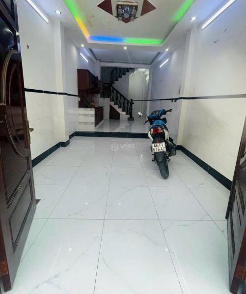 Chủ cho thuê Nhà trong hẻm 43m²