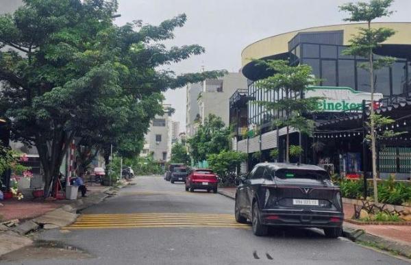 👉👉 Bò Sơn 4 e có 1 Lô gần ngay cạnh đường Lý Anh Tông Cách Chỉ vài 🏠 bước chân. P Võ Cường