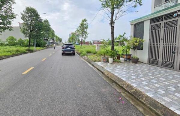 Bán đất Yên Phong, cạnh nhà máy Samsung, trung tâm 🆘 khu công nghiệp, ô tô tránh, 3 tỷ