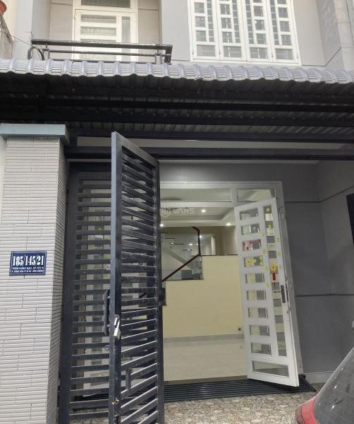 Cho thuê nhà hẻm oto, gần big C. 🏡 1 trệt 2 lầu, 3pn, sẵn nội thất cao cấp