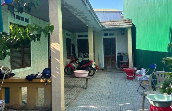 💥HÀNG HIẾM💥 Giá chỉ 2,7 tỷ 🏣 .Dãy trọ 4 phòng trọ đang cho thuê đường Trần Phú phường Phướ