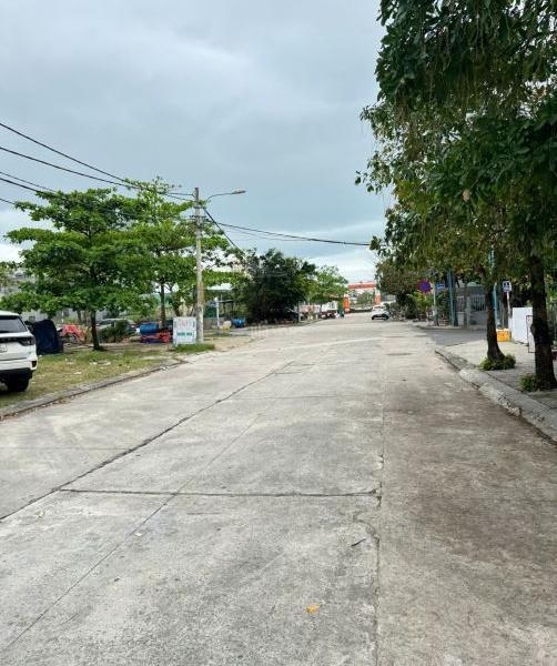 Bán Đất nền riêng lẻ 90m²