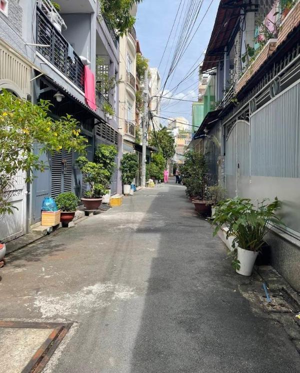 Chủ cần bán Nhà trong hẻm 30m²