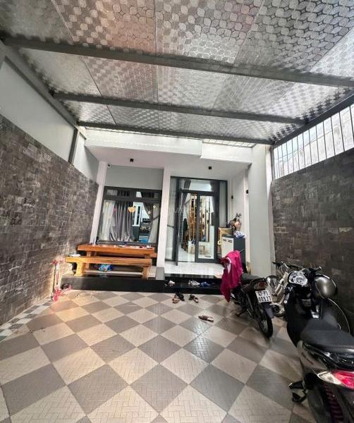 Nhà Mặt Tiền Gần Chợ Phan Chu Trinh (5x17m) 🔥 Xây Kiên Cố 3 Tầng - Hạ Tầng Đẹp - Giá Tốt !!