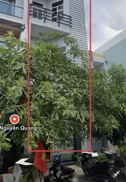 Bán Nhà mặt phố 72m²