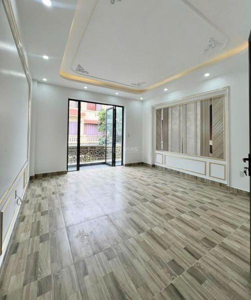 Chủ cần bán Nhà trong hẻm 64m²