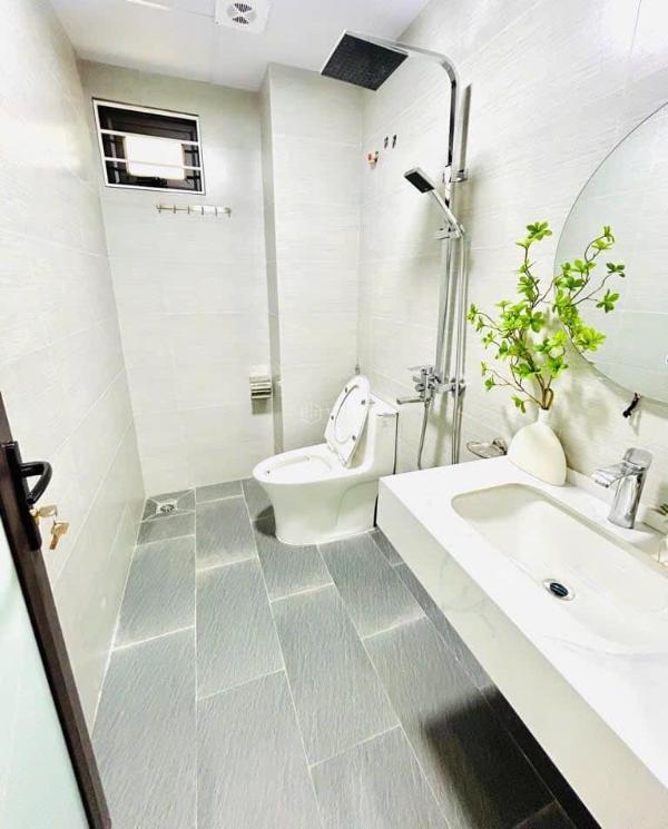 7,850 tỷ-nhà đẹp trung tâm thanh xuân - 45 m2 - 4 tầng - xây mới - 🆘 thoáng sáng.