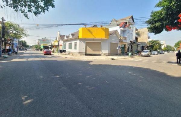 Cần bán Nhà mặt phố 197m²