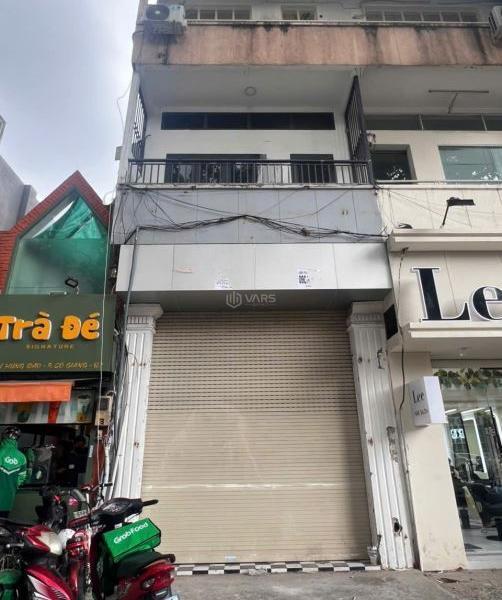 Mặt tiền Trần Hưng Đạo, P.Cô Giang, Q.1, 4.2m*18m, ☘ trệt lửng lầu, 48tr/th