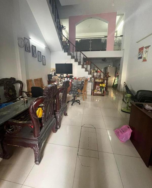 Cần bán Nhà trong hẻm 65m²