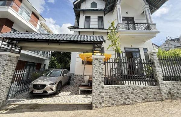 📍BÁN VILLA MỚI 200M² – SÂN BBQ – GARA Ô TÔ – FULL NỘI THẤT – SỔ RIÊNG HOÀN 🏢 CÔNG