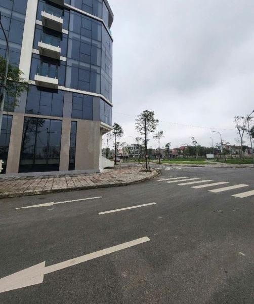 BÁN LÔ TRỤC CHÍNH HIMLAM THỤ LINH, BẮC NINH. VỊ 🏬 TRÍ GẦN CÁC DỰ ÁN LỚN CỦA VIN