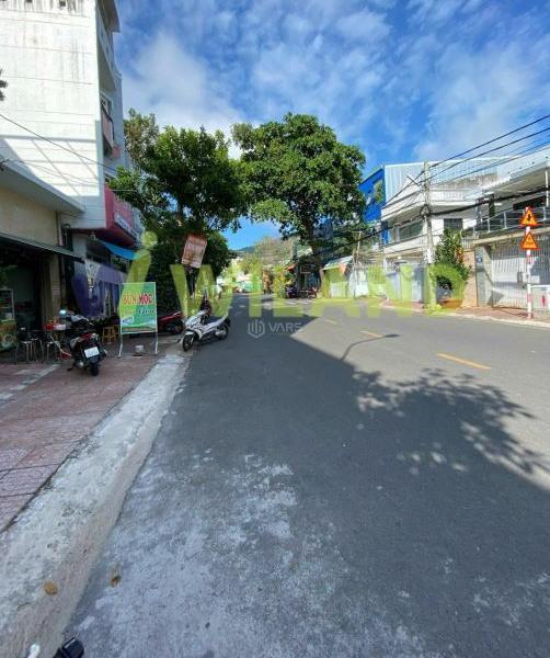 BÁN NHÀ GÓC 2 MẶT 🏘️ TIỀN ĐƯỜNG NGÔ ĐỨC KẾ VỊ TRÍ KINH DOANH THÔNG THOÁNG CHỈ 10 TỶ