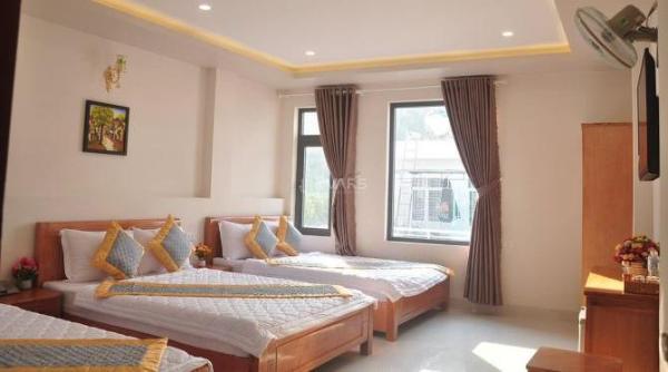Bán khách sạn 6 tầng 20pn mặt tiền đg nguyễn hồng châu 🏦 giá 11ty