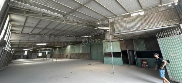 XT328 cho thuê 1000m2 nhà 🏢 xưởng sản xuất. Phù hợp đa dạng ngành nghề