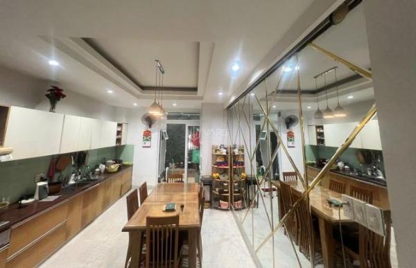 BÁN NHÀ 4 TẦNG MẶT TIỀN VÂN ĐỒN-PHƯỚC HÒA,DT 104M NGAG 4M CÓ 3PN 4WC VÀ 🏠 SÂN ĐẬU OTO