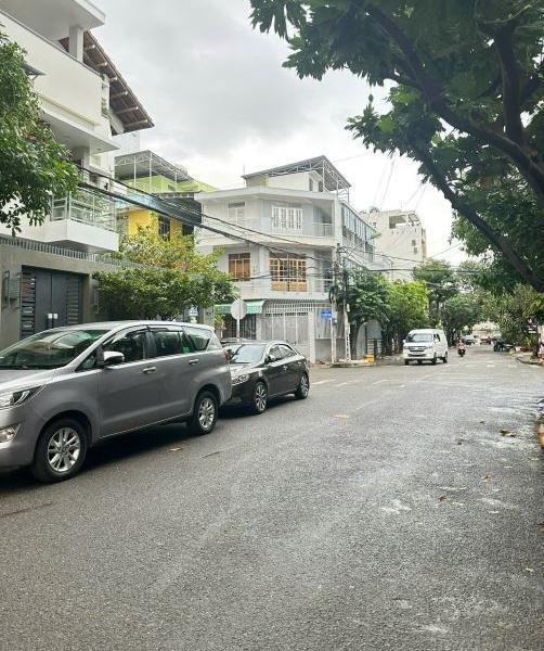 Chủ cần bán Nhà mặt phố 170m²
