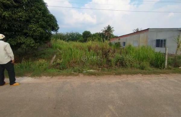 Bán Đất nền riêng lẻ 1800m²