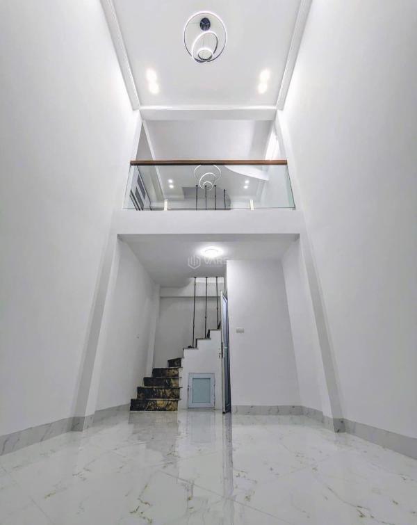 Nhà đẹp 👍 khương trung-25m2x5t-lô góc-5.6 tỷ.