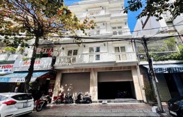 Bán nhà 3 tầng 1 tum : 🏚️ 2 mặt tiền trước sau đường Hoàng Văn Thụ - Vạn Thắng - Nha Trang