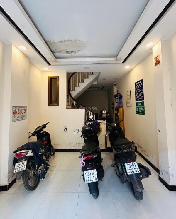 Phú diễn - đh tài nguyên môi trường: 4 tầng - dt 36m2 - nhà 🏬 đẹp ở luôn