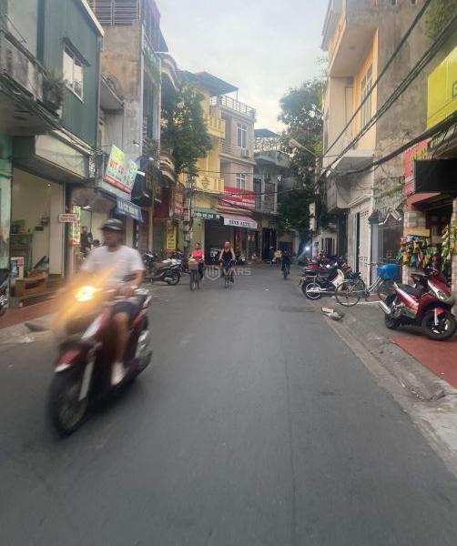 🪷1🪷chủ 🏢 cần bán căn mặt đường Chùa Hàng kinh doanh buôn bán đủ thứ ☎️Diện tích mặ