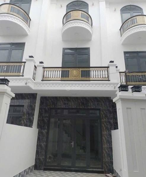 Nhà Mới Xây 2 Lầu 🆘 4 x 12m, Ngay Ngã Ba Tân Kim Vào 100m, 4 Phòng Ngủ. Sổ Hồng Riêng