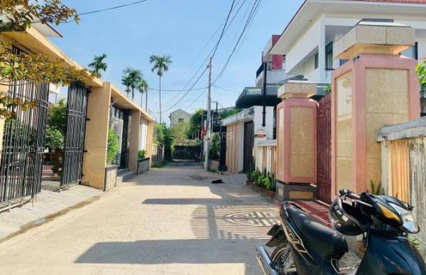 Cần bán Nhà trong hẻm 130m²