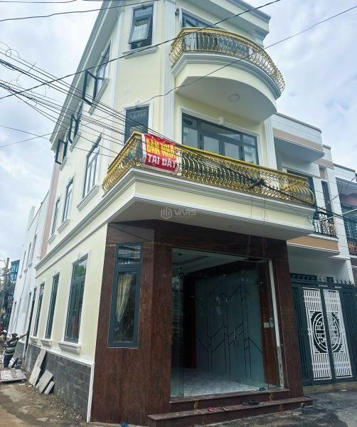 BÁN NHÀ 1 TRỆT 2 LẦU (GÓC 2 🏣 MẶT TIỀN) VỊ TRÍ 2 ĐƯỜNG HOÀNG MINH CHÁNH. GIÁ CHỈ 4,5 TỶ