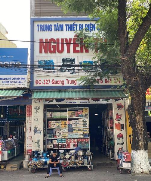 Cho thuê Nhà mặt phố 300m²