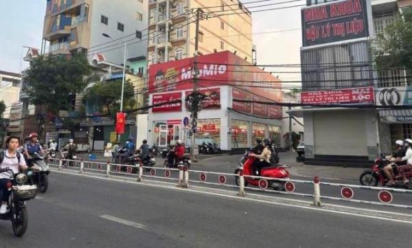 Cho thuê Góc 2MT 101-103 Lê Văn 🏡 Quới, Quận Bình Tân. DT 11x36m nhà 2 tầng