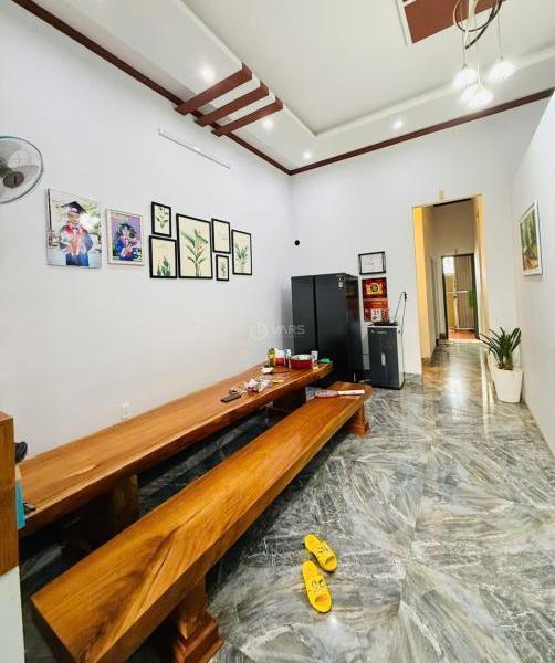 Cần bán Nhà trong hẻm 250m²