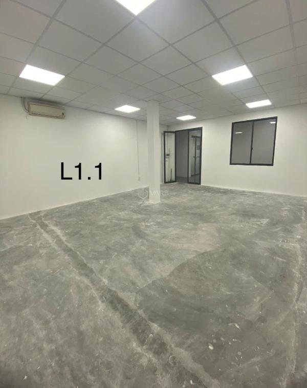Cho thuê văn phòng - mặt tiền lê 🏣 văn sỹ, p.tân sơn hoà