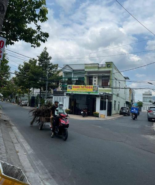 Nhà 2 mặt tiền đường 🏡 Nhật Tảo, Q. Cái Răng, DT: 4.5m x 20m, 1 trệt, 1 lầu, giá: 5 tỷ