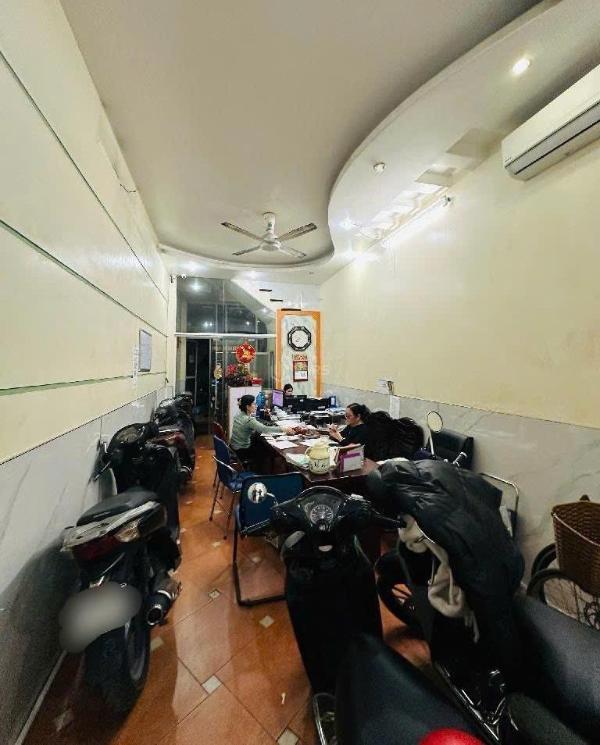 Cần bán Nhà trong hẻm 47m²