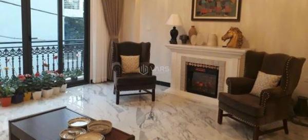 Cực hiếm - Hơn 10 tỷ - Nhà dân xây 🏢 Ngô Gia Tự - 55m thang máy, ô tô đỗ cửa, vào nhà , mt 5