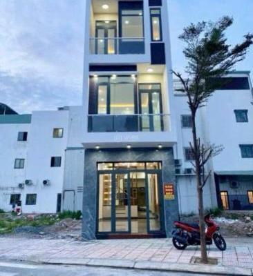 Bán nhà ngay trung tâm 1 trệt 2 lầu TDC Phường Quang Vinh 💵 Giá bán: 🏣 4 tỷ gặp chủ ——————
