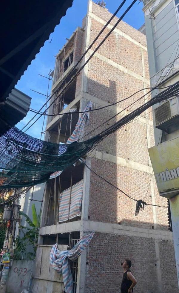 Mặt phố kinh doanh - nhà 6 tầng 🆘 thang máy - ô tô tránh - sổ nở hậu